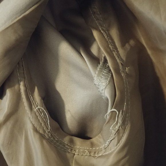 Alexander McQueen Ruffle & Lace Front Trench, XS/S - Picture 6 of 6